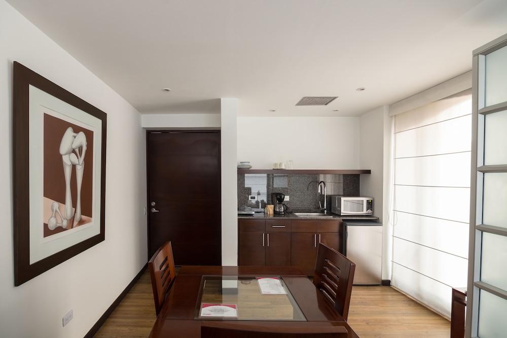 Suites Casa 95 Bogota Exterior photo